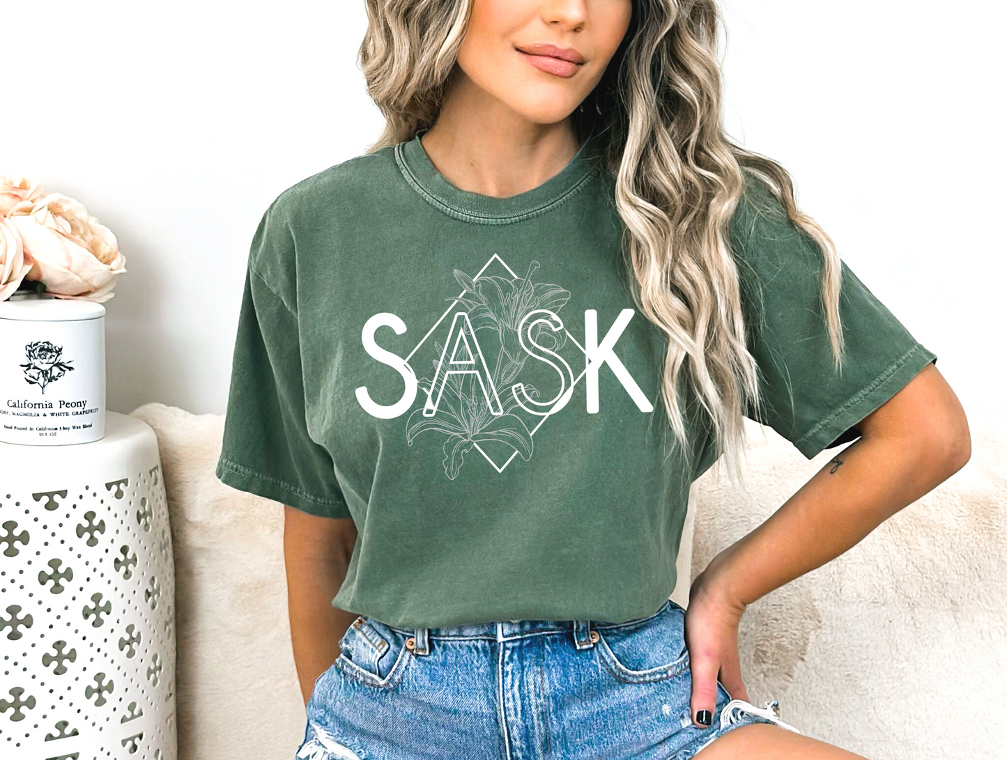 SASK Diamond Line Art Unisex T-shirt | Saskatchewan Clothing