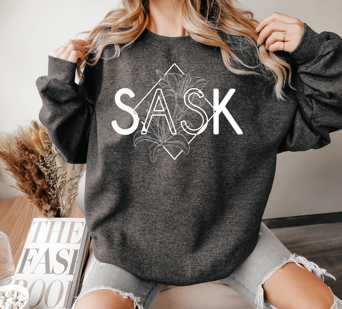 SASK Diamond Line Art Unisex Crewneck | Prairie Apparel | Sask Clothing