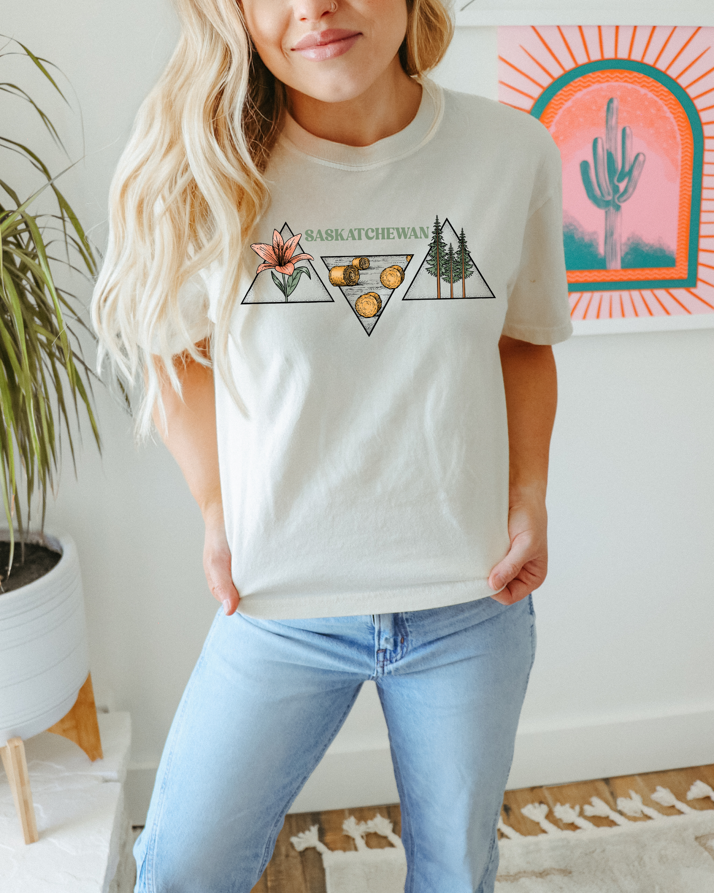 Saskatchewan Triangle Unisex T-shirt | Saskatchewan Clothing