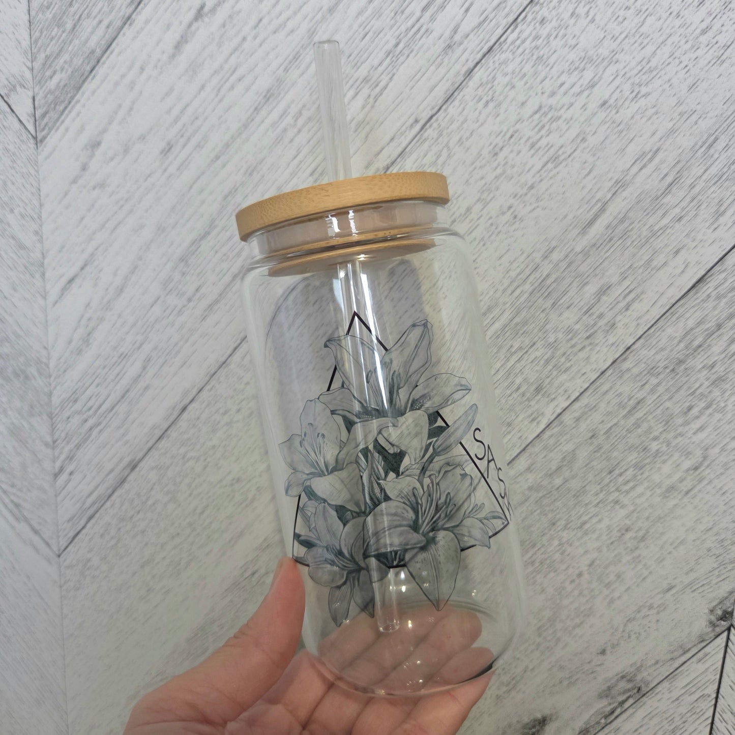 Lily Triangle Glass Can with Bamboo Lid  | Saskatchewan Drink Cup