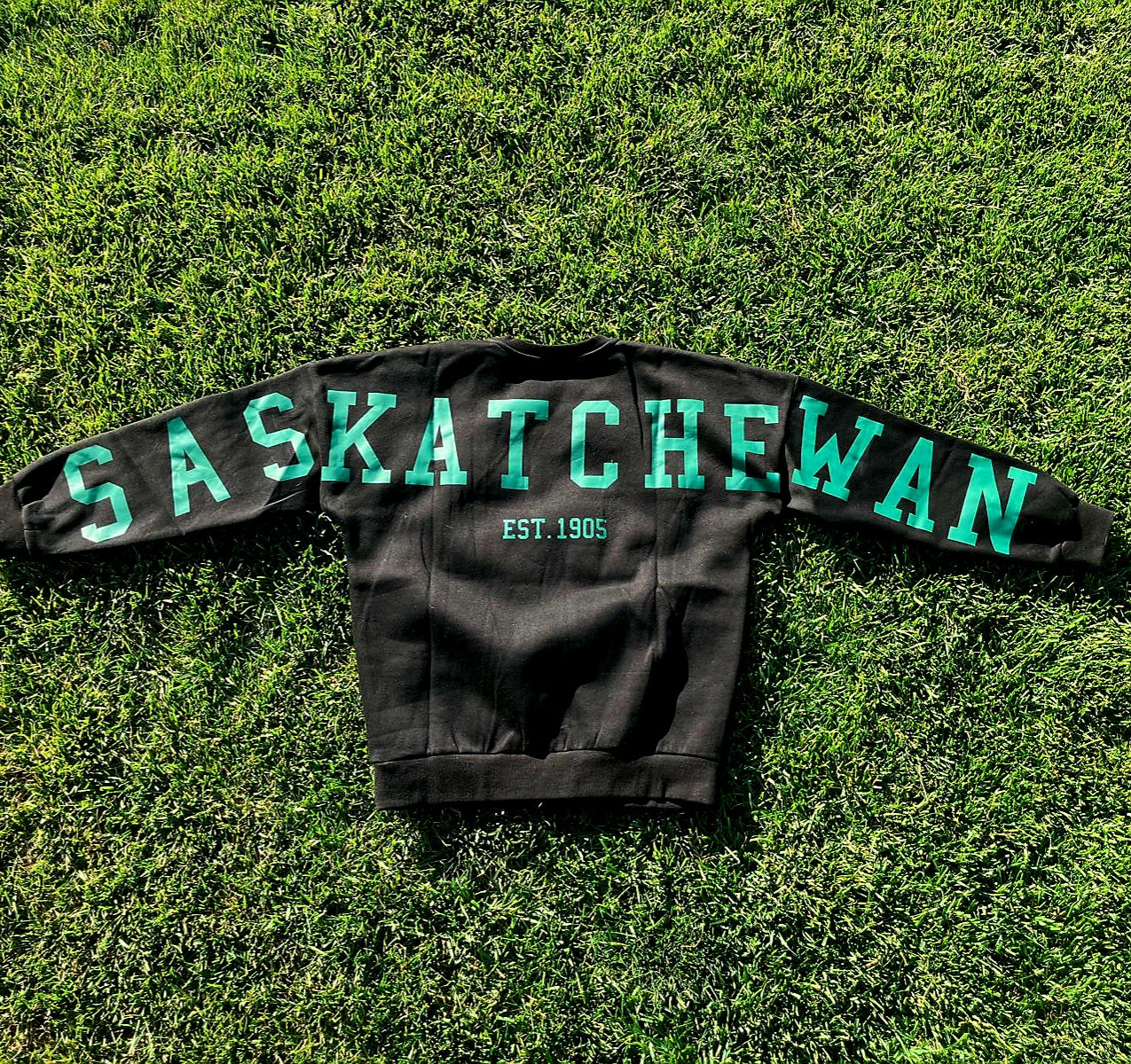 **PREORDER** Saskatchewan Back Unisex Crewneck