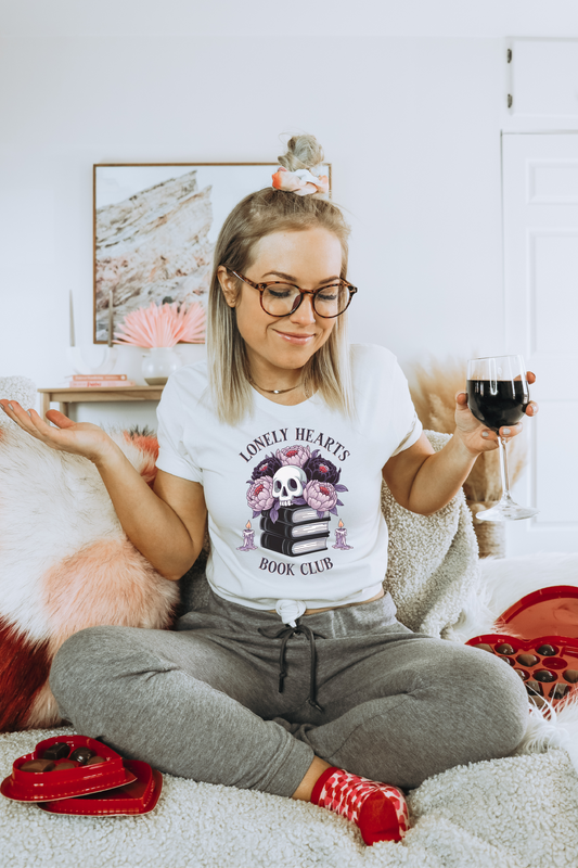 Lonely Hearts Book Club T-shirt | Bookish Shirt