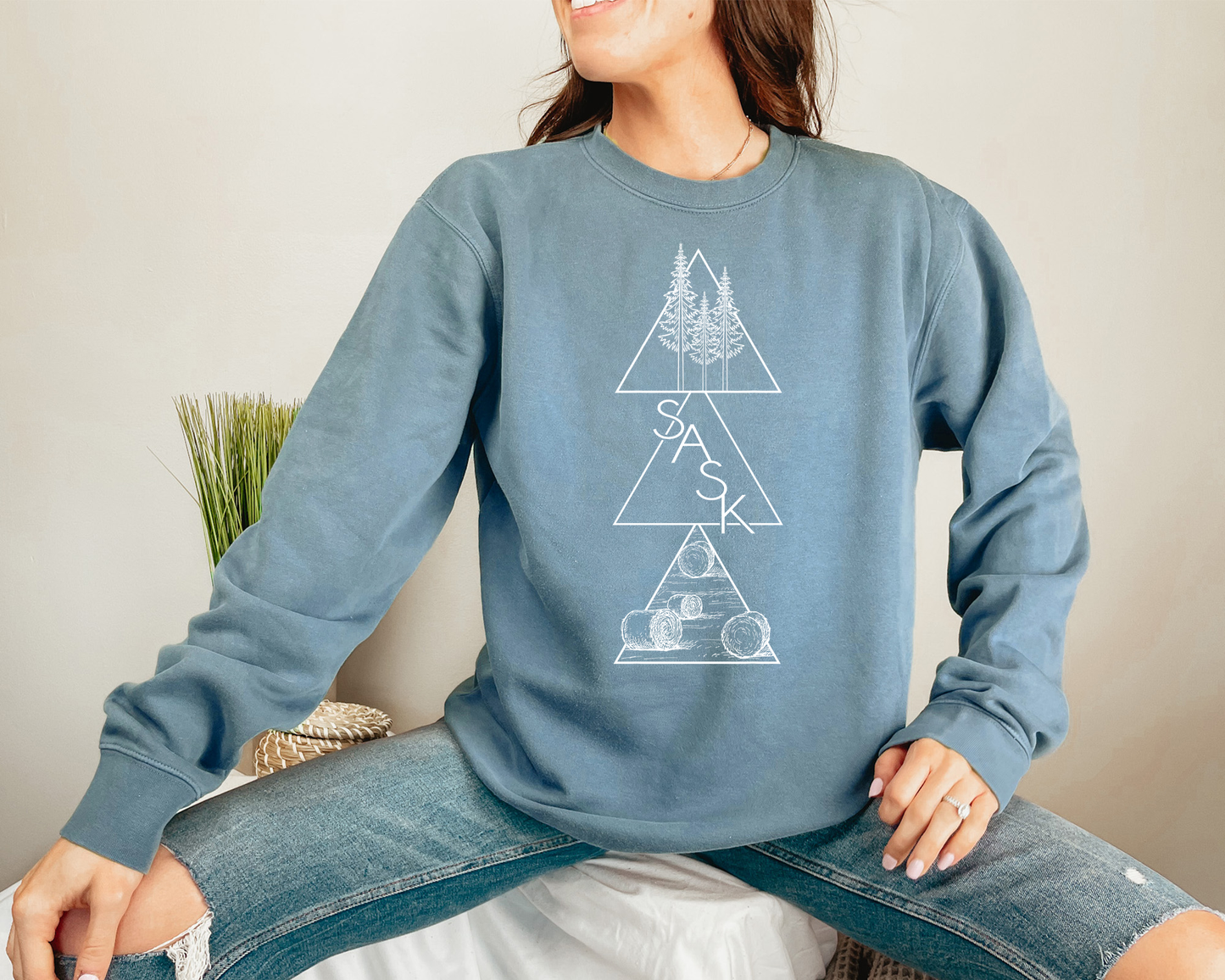 Geometric Saskatchewan Premium Unisex Sweatshirt | Saskatchewan Clothing